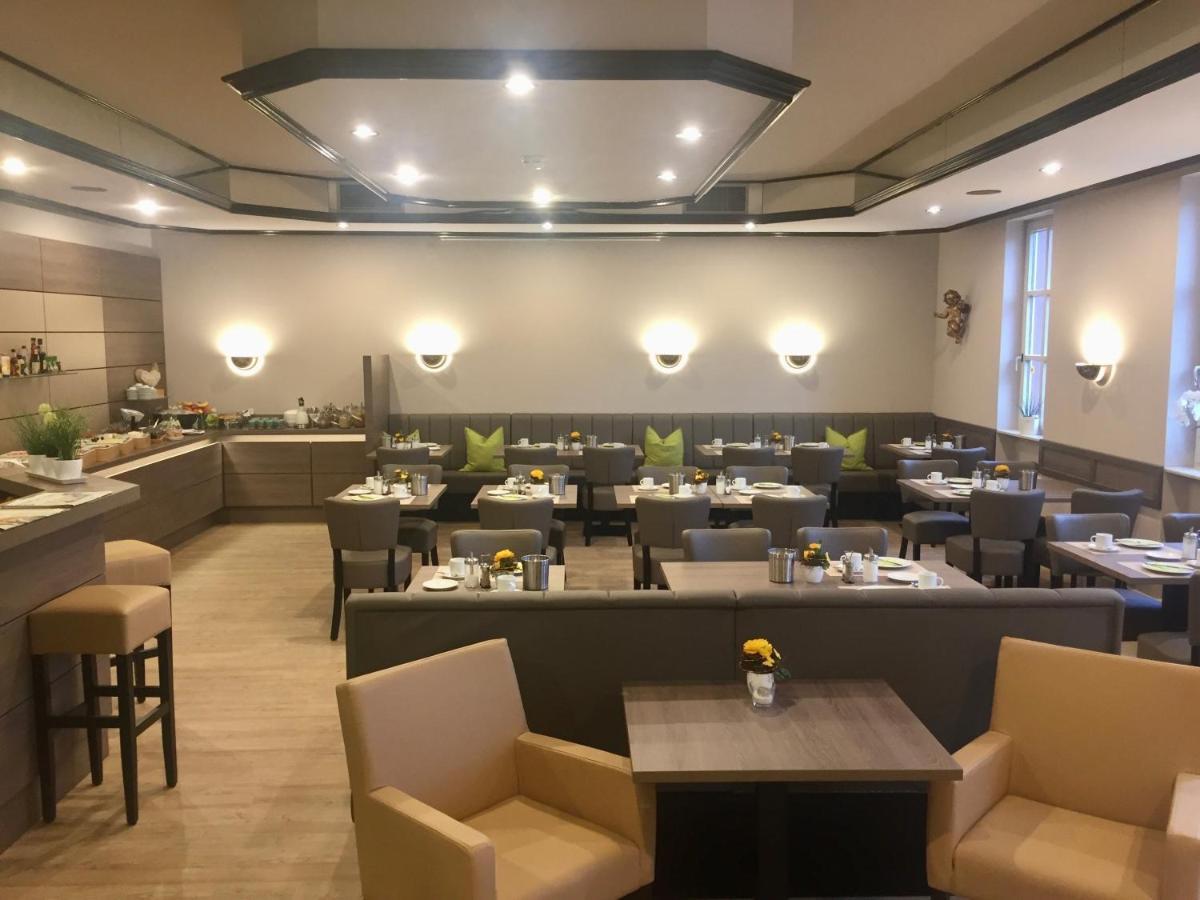 Hotel Bronnbacher Hof Wertheim Esterno foto