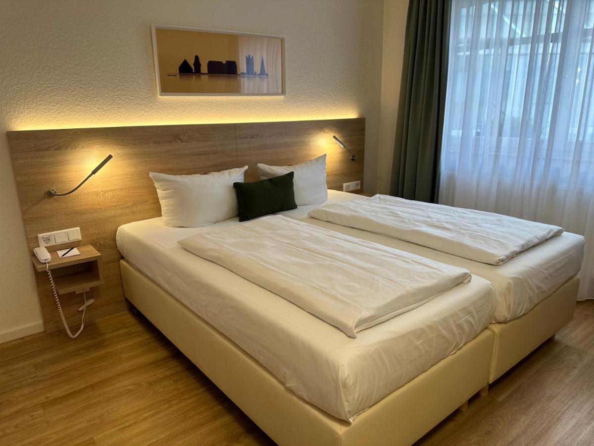 Hotel Bronnbacher Hof Wertheim Esterno foto